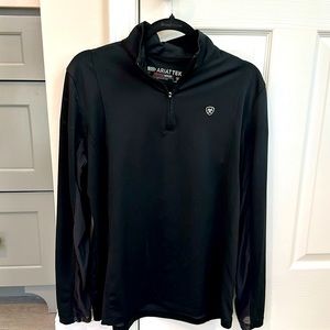 Ariat TeK Heat series 1/4 zip, long sleeve shirt. Color-black, lightly worn